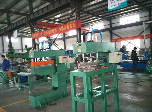 Freezer liner single R bending machine